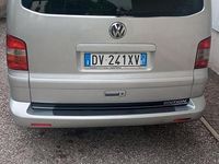 Usata VW Multivan 174 CV (127 kW) 2006 Grigio Furgone