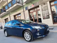 Usata Ford Focus 116 CV (85 kW) 2013 Blu Station wagon