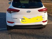Usata Hyundai Tucson 116 CV (85 kW) 2016 Bianco SUV