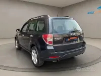Usata Subaru Forester 147 CV (108 kW) 2013 Blu/azzurro SUV