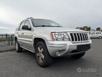 Usata Jeep Grand Cherokee Overland 163 CV (119 kW) 2003 Grigio SUV