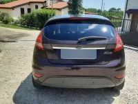 Usata Ford Fiesta Titanium 97 CV (71 kW) 2009 Rosso Berlina