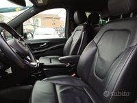 Usata Mercedes V300 Premium 239 CV (175 kW) 2022 Nero Monovolume