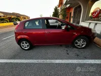 Usata Fiat Grande Punto 75 CV (55 kW) 2006 Utilitaria