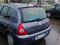 Usata Renault Clio II 75 CV (55 kW) 2007 Blu/azzurro Berlina