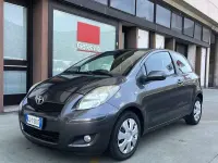 Usata Toyota Yaris Sol 101 CV (74 kW) 2011 Utilitaria