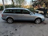 Usata VW Passat 130 CV (95 kW) 2002 Grigio Station wagon