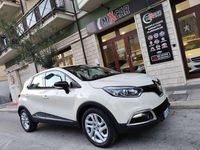 Usata Renault Captur 90 CV (66 kW) 2015 Beige SUV
