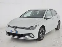 Usata VW Golf VIII Life 110 CV (80 kW) 2021 Bianco Berlina