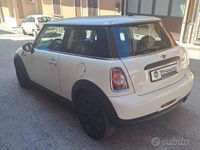 Begagnad Mini ONE 90 HK (66 kW) 2012 Halvkombi