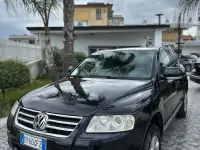 Usata VW Touareg 174 CV (127 kW) 2005 Nero SUV