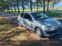 Usata Peugeot 206 60 CV (44 kW) 2000 Grigio Utilitaria