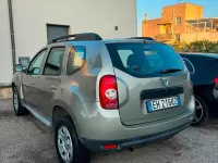 Usata Dacia Duster 90 CV (66 kW) 2011 Grigio SUV