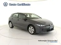 Usata VW Golf VIII Life 115 CV (84 kW) 2025 Grigio Berlina