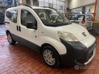 Usata Peugeot Bipper Outdoor 75 CV (55 kW) 2011 Bianco Monovolume