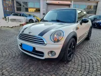 Usata Mini Cooper D 109 CV (80 kW) 2008 Bianco Utilitaria