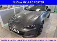 Nuova Mazda MX5 Homura-Line 132 CV (97 kW) 2026 Machine grey Cabrio