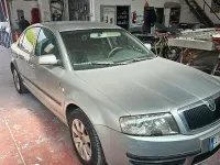 Usata Skoda Superb 2002 Grigio Berlina