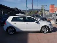 Usata VW Golf VII Highline 110 CV (80 kW) 2016 Pure white Berlina