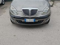 Usata Lancia Ypsilon 60 CV (44 kW) 2003 Grigio Utilitaria