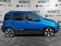 Usata Fiat Panda Cross Cross 69 CV (50 kW) 2025 Blu/azzurro Utilitaria