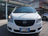 Usata Opel Meriva Design Edition 120 CV (88 kW) 2014 Bianco Monovolume