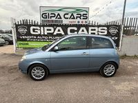 Usata Lancia Ypsilon 60 CV (44 kW) 2010 Blu Utilitaria