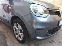 Usata Renault Twingo Life 69 CV (50 kW) 2022 Grigio Utilitaria