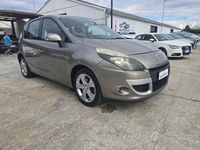 Usata Renault Scénic III Luxe 110 CV (80 kW) 2010 Marrone Monovolume