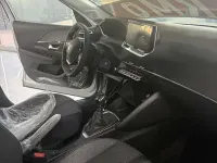 Usata Peugeot 208 GT 101 CV (74 kW) 2024 Utilitaria