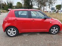 Usata Suzuki Swift 75 CV (55 kW) 2007 Rosso Utilitaria