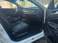 Usata Alfa Romeo Giulietta 140 CV (102 kW) 2012 Bianco Utilitaria