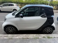 Usata Smart ForTwo Coupé Passion 41 kW (56 CV) 2020 Bianco Utilitaria