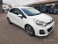 Usata Kia Rio 90 CV (66 kW) 2016 Bianco Utilitaria