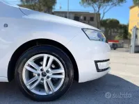 Usata Skoda Rapid Ambition 75 CV (55 kW) 2014 Bianco Utilitaria
