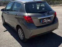 Second-hand Toyota Yaris Active 69 CP (50 kW) 2016 Gri Berlinǎ