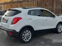 Usata Opel Mokka Cosmo 140 CV (102 kW) 2015 Bianco SUV