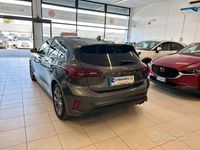 Usata Ford Focus ST-Line 120 CV (88 kW) 2022 Grigio Berlina