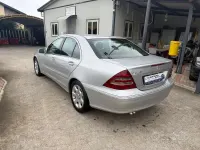 Gebraucht Mercedes C220 Avantgarde 150 PS (110 kW) 2005 Grau Limousine