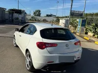 Usata Alfa Romeo Giulietta 105 CV (77 kW) 2015 Bianco Utilitaria