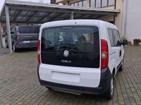 Usata Fiat Doblò 120 CV (88 kW) 2011 Bianco Monovolume