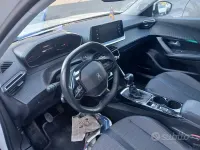 Usata Peugeot 2008 Allure 110 CV (80 kW) 2021 Bianco SUV