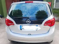 Usata Opel Meriva 75 CV (55 kW) 2010 Argento Monovolume