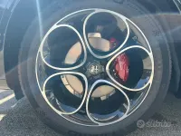 Nuova Alfa Romeo Stelvio Veloce 209 CV (153 kW) 2026 Nero SUV