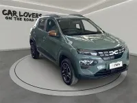 Usado Dacia Spring Extreme 47 kW (65 CV) 2023 Verde Utilitario
