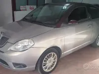 Begagnad Lancia Ypsilon 60 HK (44 kW) 2008 Brun Halvkombi