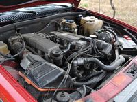 Usata Alfa Romeo 75 148 CV (108 kW) 1988 Rosso Berlina