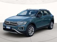 Usata VW T-Roc Style 116 CV (85 kW) 2025 Petroleum blue metallizzato ne SUV