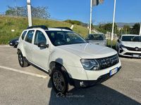 Usata Dacia Duster Lauréate 105 CV (77 kW) 2014 Bianco SUV