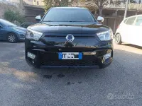 Usata SsangYong Tivoli 116 CV (85 kW) 2017 Blu SUV
